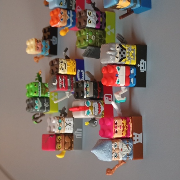 25 SickBricks Characters w/Case - Picture 4 of 8